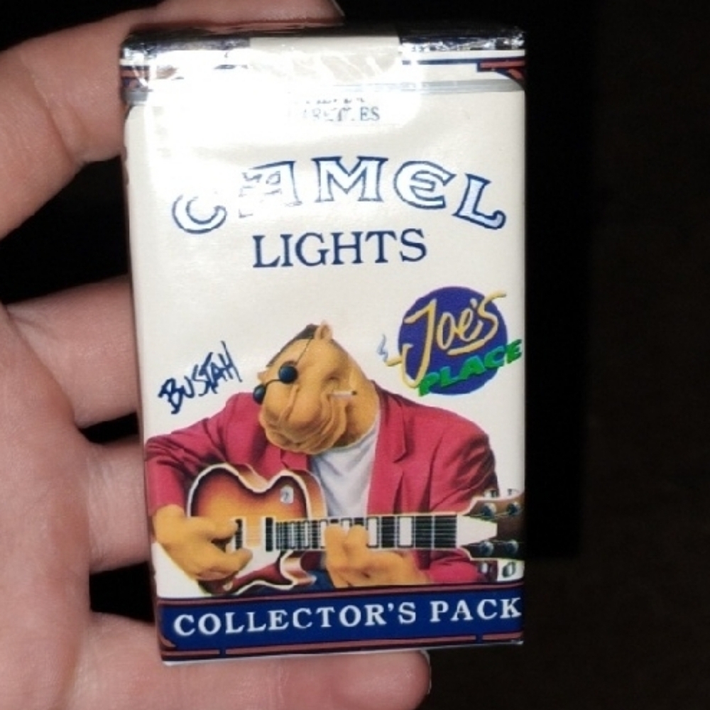 Red Camel Cream Accessory Box - Picture 2 of 4